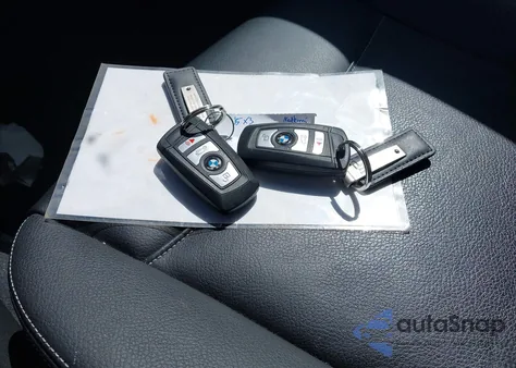 2015 BMW X3 xDrive28I из США, поврежденный, VIN 5UXWX9C57F0D55503